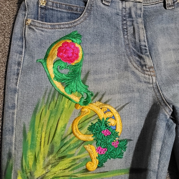 🌟Host Pick🌟VERSACE Floral Embroidered Jeans size 25 - Picture 3 of 14